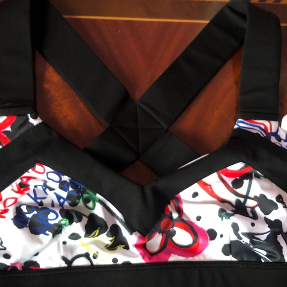 NO KA OI kuku ola sport Bra - Picture 3 of 8